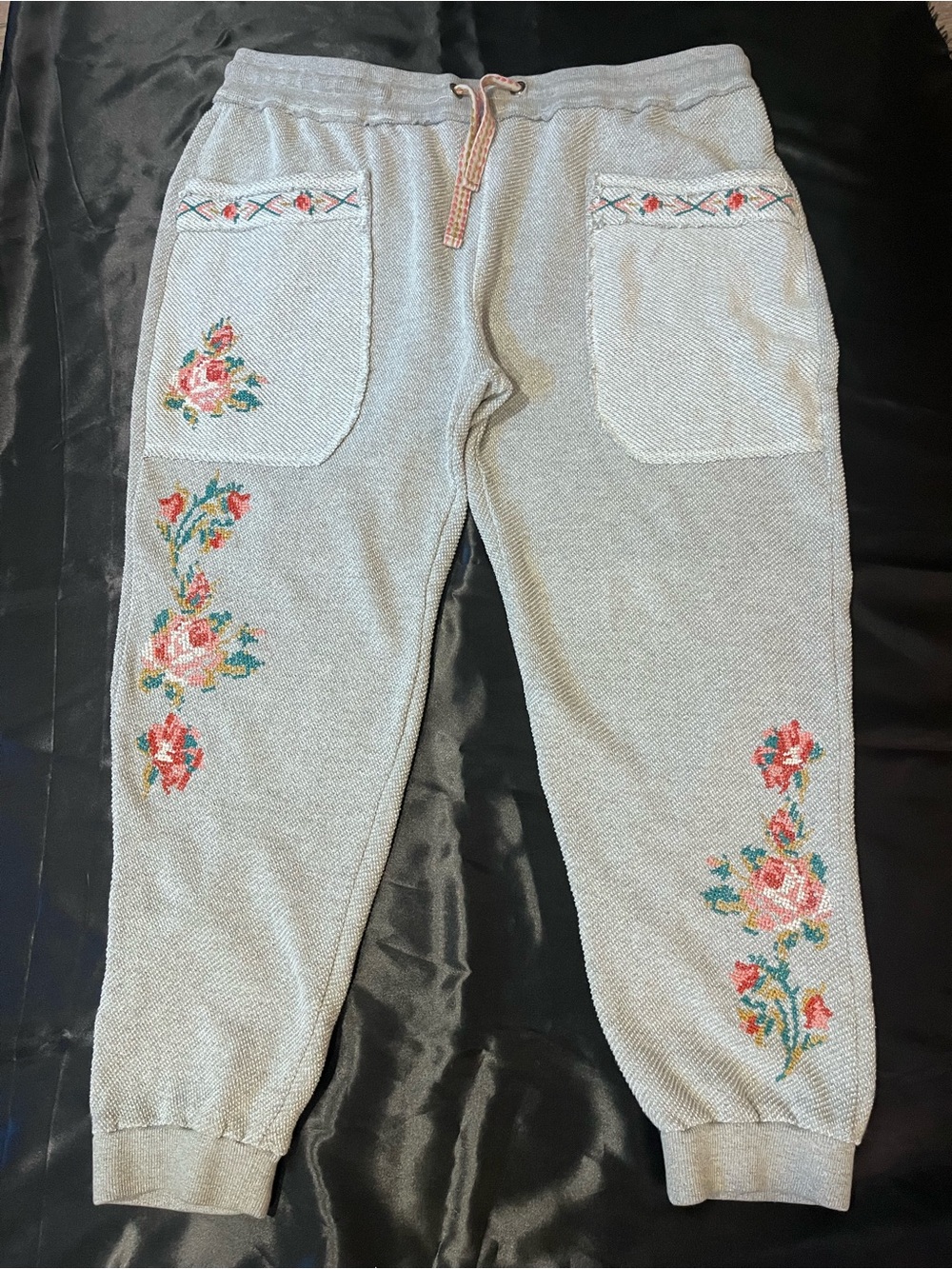 Sundance Thermal Floral Embroidered Jogger Pants